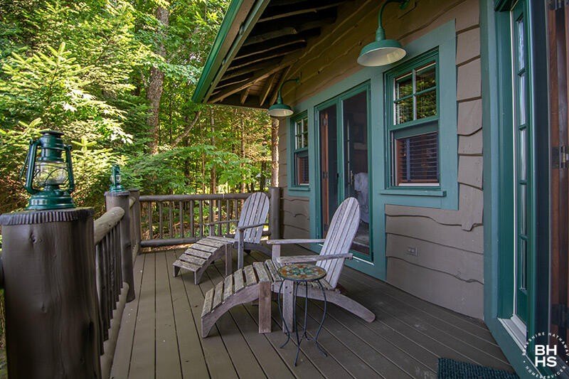 Saranac Lake, New York, 12983, United States, 7 Bedrooms Bedrooms, ,5 BathroomsBathrooms,Residential,Forsale,1999417