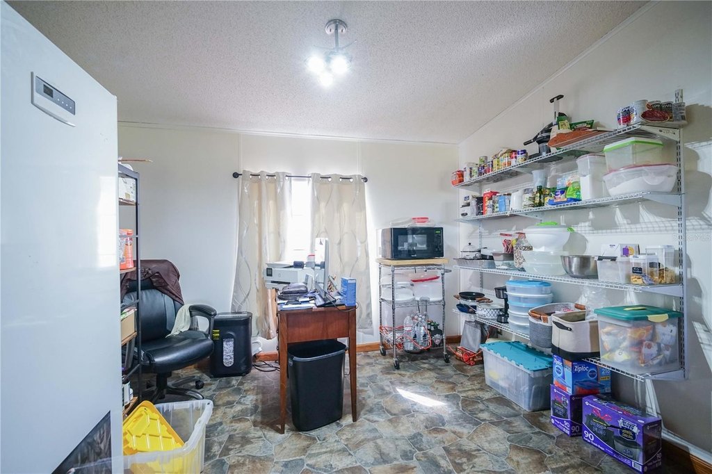 MORRISTON, Florida, 32668, United States, 4 Bedrooms Bedrooms, ,2 BathroomsBathrooms,Residential,Forsale,1994117