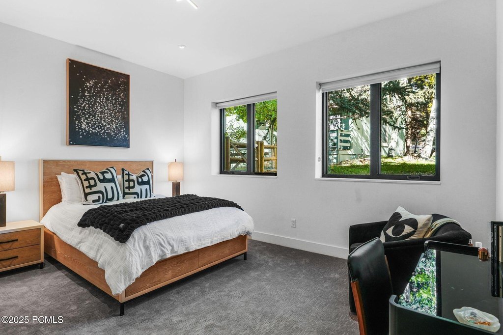 Park City, Utah, 84060, United States, 5 Bedrooms Bedrooms, ,4.5 BathroomsBathrooms,Residential,Forsale,2004724