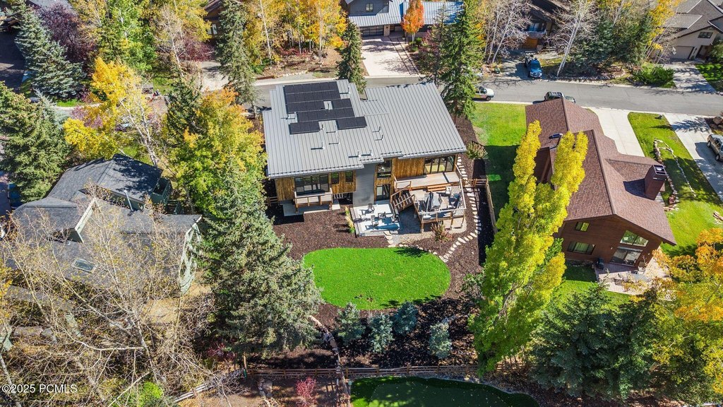 Park City, Utah, 84060, United States, 5 Bedrooms Bedrooms, ,4.5 BathroomsBathrooms,Residential,Forsale,2004724