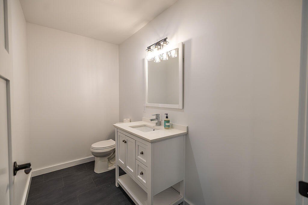 Turner, Maine, 04282, United States, 3 Bedrooms Bedrooms, ,2.5 BathroomsBathrooms,Residential,Forsale,1992719