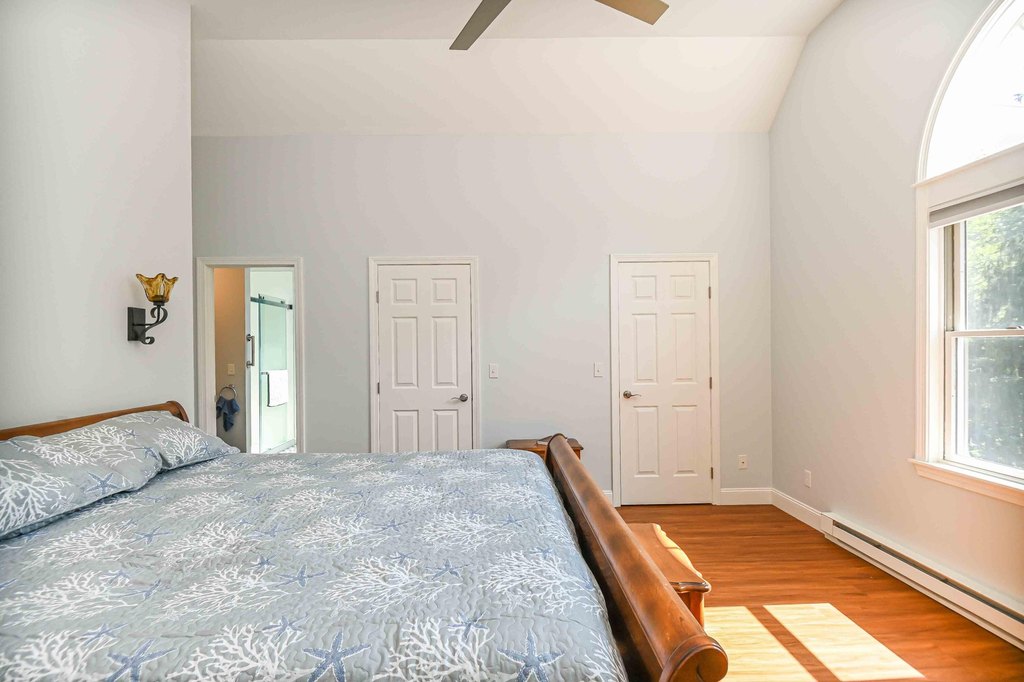 York, Maine, 03909, United States, 3 Bedrooms Bedrooms, ,3 BathroomsBathrooms,Residential,Forsale,1968210