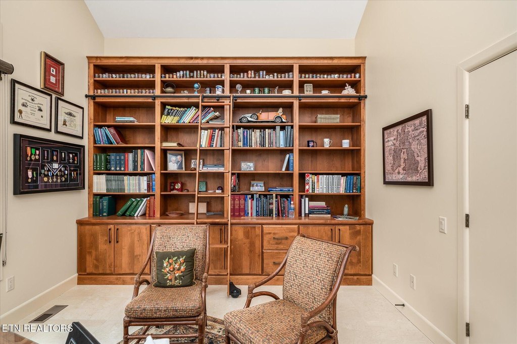 Crossville, Tennessee, 38558, United States, 4 Bedrooms Bedrooms, ,2.5 BathroomsBathrooms,Residential,Forsale,1929843