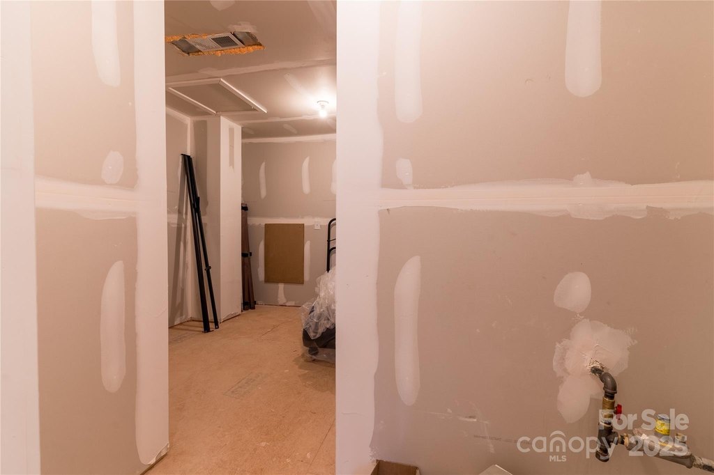 Mooresville, North Carolina, 28117, United States, 3 Bedrooms Bedrooms, ,2.5 BathroomsBathrooms,Residential,Forsale,2004566