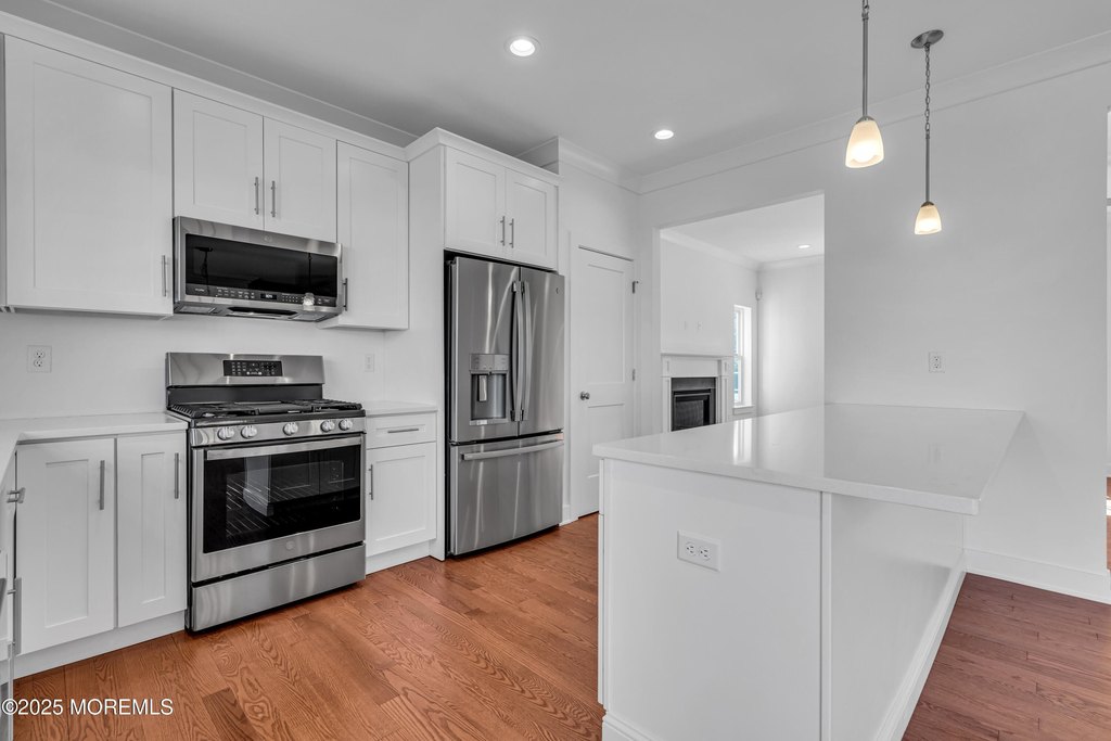 Waretown, New Jersey, 08758, United States, 5 Bedrooms Bedrooms, ,3 BathroomsBathrooms,Residential,Forsale,1964525