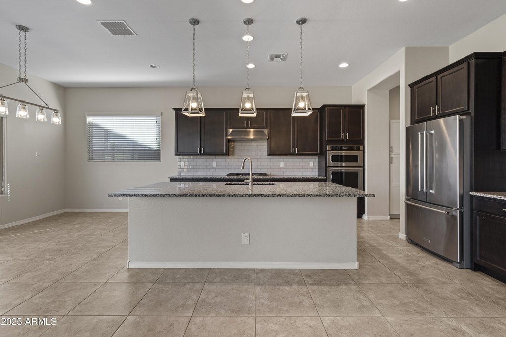 Mesa, Arizona, 85212, United States, 4 Bedrooms Bedrooms, ,3.5 BathroomsBathrooms,Residential,Forsale,2014401