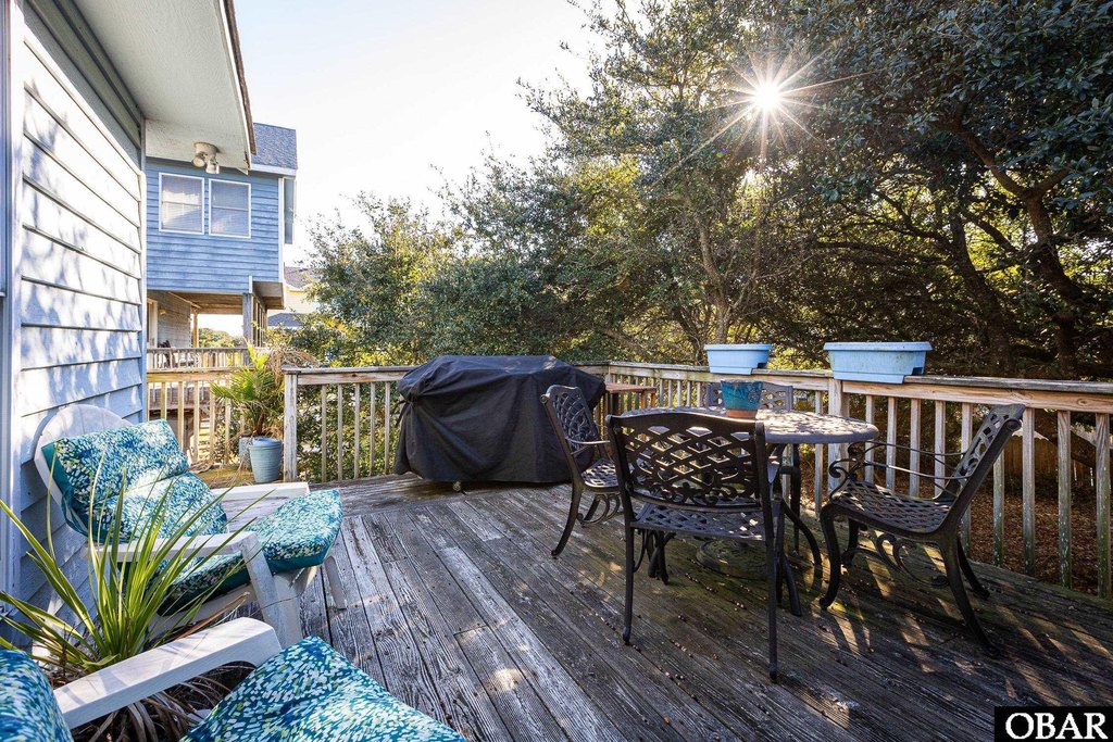 Corolla, North Carolina, 27927, United States, 5 Bedrooms Bedrooms, ,3 BathroomsBathrooms,Residential,Forsale,1993766