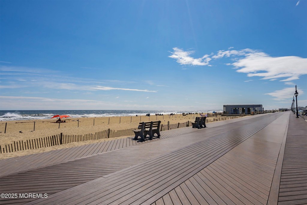 Belmar, New Jersey, 07719, United States, 1 Bedroom Bedrooms, ,1 BathroomBathrooms,Residential,Forsale,1984547