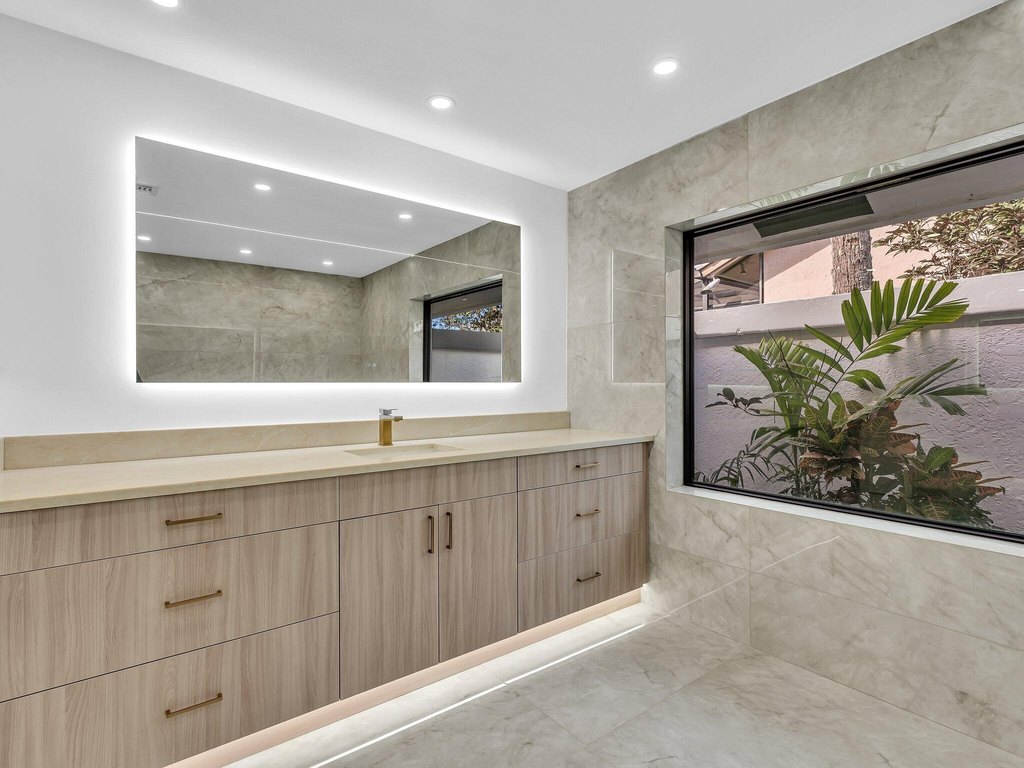 Boca Raton, Florida, 33433, United States, 5 Bedrooms Bedrooms, ,3.5 BathroomsBathrooms,Residential,Forsale,2009931