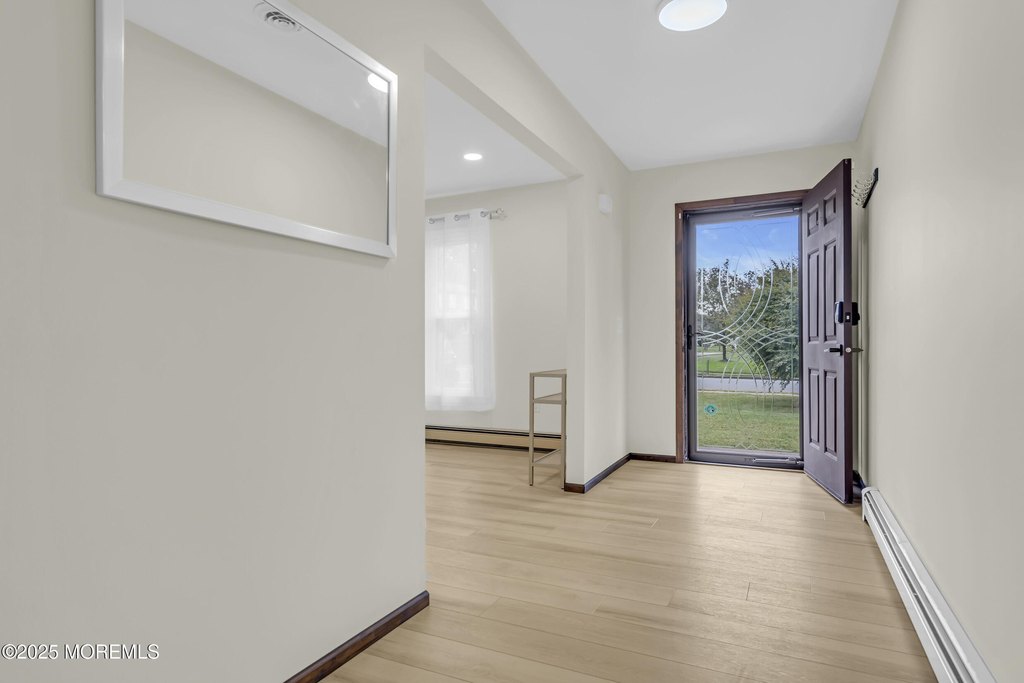 Toms River, New Jersey, 08753, United States, 3 Bedrooms Bedrooms, ,2 BathroomsBathrooms,Residential,Forsale,1994030