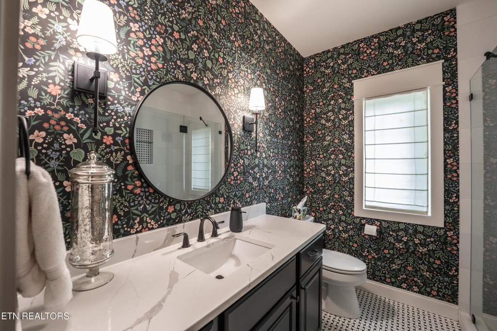 Crossville, Tennessee, 38558, United States, 4 Bedrooms Bedrooms, ,3 BathroomsBathrooms,Residential,Forsale,1952849