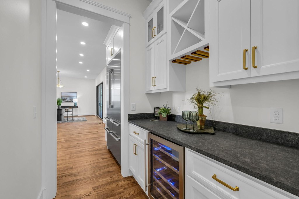 Ooltewah, Tennessee, 37363, United States, 5 Bedrooms Bedrooms, ,5.5 BathroomsBathrooms,Residential,Forsale,2009543