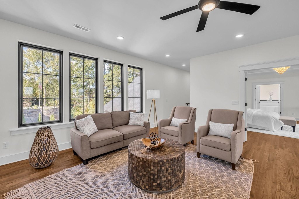 Ooltewah, Tennessee, 37363, United States, 5 Bedrooms Bedrooms, ,5.5 BathroomsBathrooms,Residential,Forsale,2009543