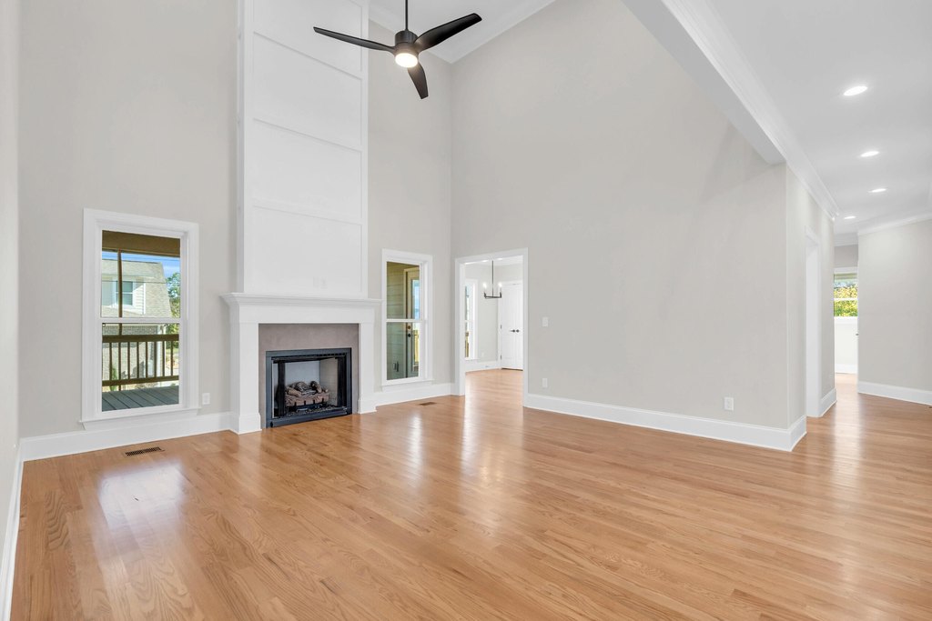 Chattanooga, Tennessee, 37421, United States, 5 Bedrooms Bedrooms, ,4 BathroomsBathrooms,Residential,Forsale,2009582