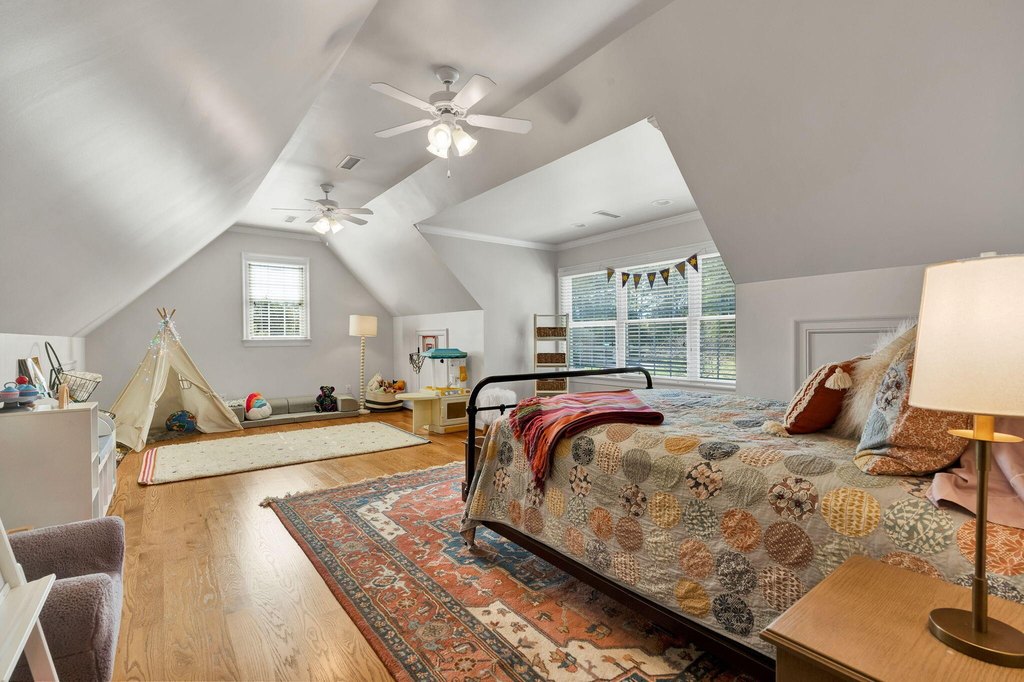 Cleveland, Tennessee, 37312, United States, 5 Bedrooms Bedrooms, ,3.5 BathroomsBathrooms,Residential,Forsale,2004697