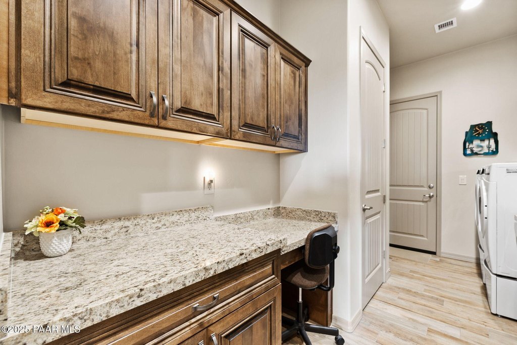 Prescott Valley, Arizona, 86315, United States, 3 Bedrooms Bedrooms, ,2 BathroomsBathrooms,Residential,Forsale,1929278