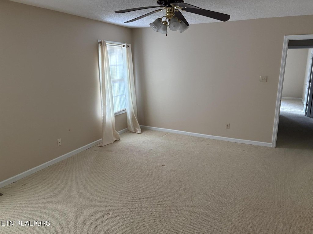 Alcoa, Tennessee, 37701, United States, 3 Bedrooms Bedrooms, ,2.5 BathroomsBathrooms,Residential,Forsale,1973607