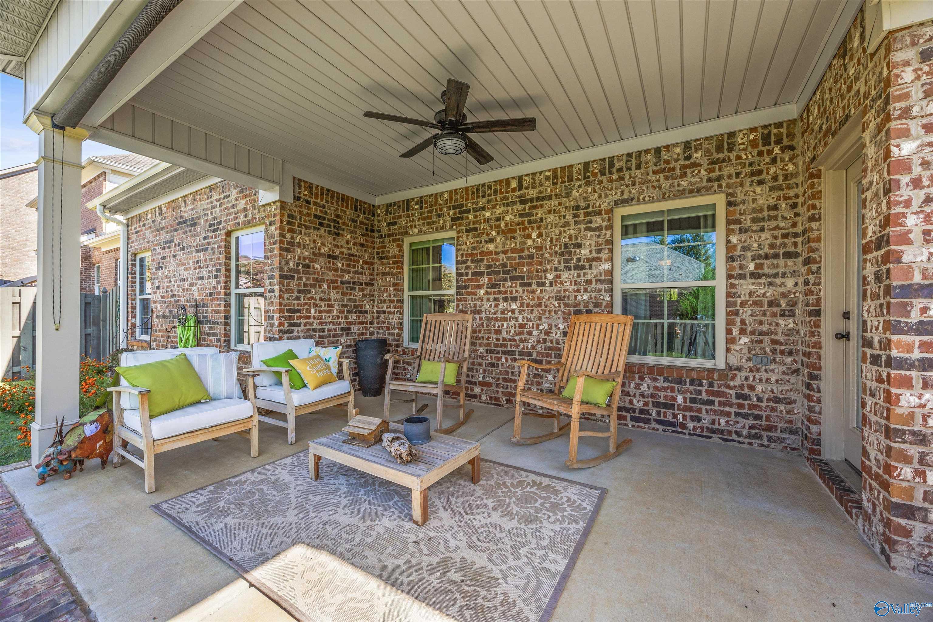 Gurley, Alabama, 35748, United States, 4 Bedrooms Bedrooms, ,2.5 BathroomsBathrooms,Residential,Forsale,2007710