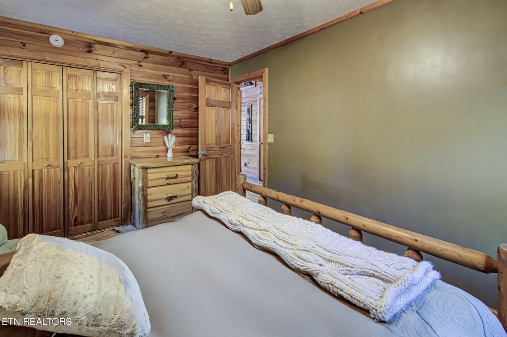 Sevierville, Tennessee, 37862, United States, 3 Bedrooms Bedrooms, ,3 BathroomsBathrooms,Residential,Forsale,1973612