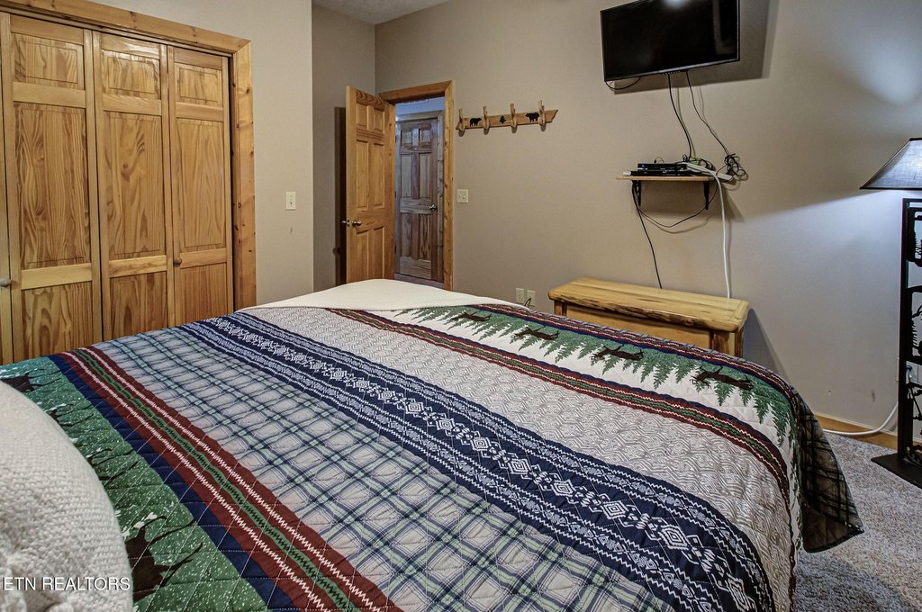 Sevierville, Tennessee, 37862, United States, 3 Bedrooms Bedrooms, ,3 BathroomsBathrooms,Residential,Forsale,1973612