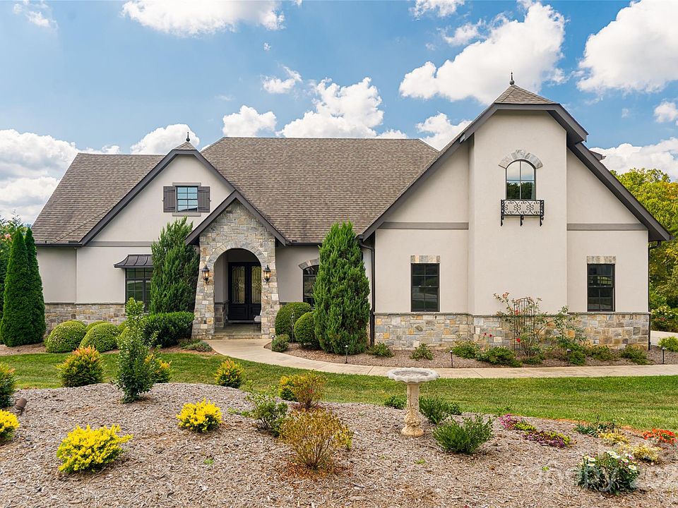 Fletcher, North Carolina, 28732, United States, 4 Bedrooms Bedrooms, ,5 BathroomsBathrooms,Residential,Forsale,1986013 Fletcher, North Carolina, 28732, United States, 4 Bedrooms Bedrooms, ,5 BathroomsBathrooms,Residential,Forsale,1986013