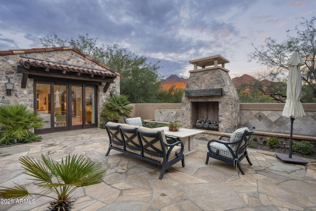 Scottsdale, Arizona, 85255, United States, 4 Bedrooms Bedrooms, ,6.5 BathroomsBathrooms,Residential,Forsale,2000261