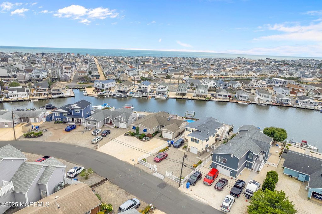 Lavallette, New Jersey, 08735, United States, 4 Bedrooms Bedrooms, ,3 BathroomsBathrooms,Residential,Forsale,1959733
