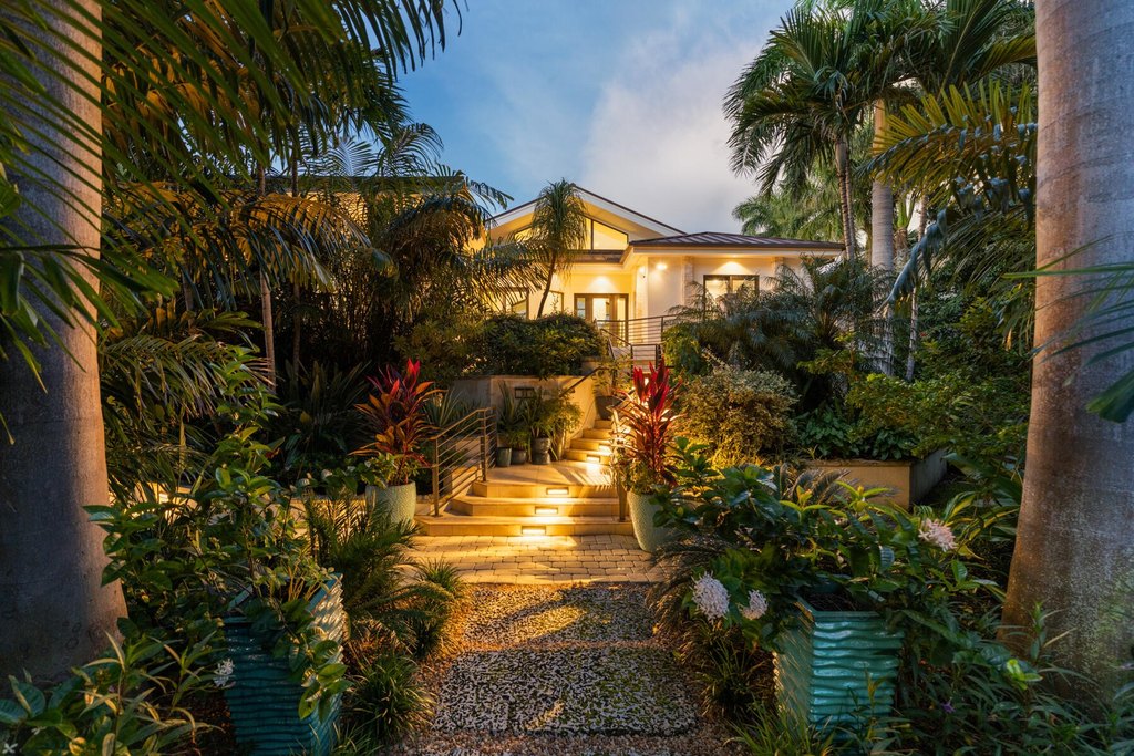 Shark Key, Florida, 33040, United States, 3 Bedrooms Bedrooms, ,3.5 BathroomsBathrooms,Residential,Forsale,2011114