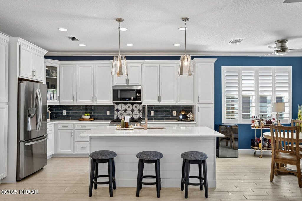 Daytona Beach, Florida, 32124, United States, 2 Bedrooms Bedrooms, ,2.5 BathroomsBathrooms,Residential,Forsale,1990148