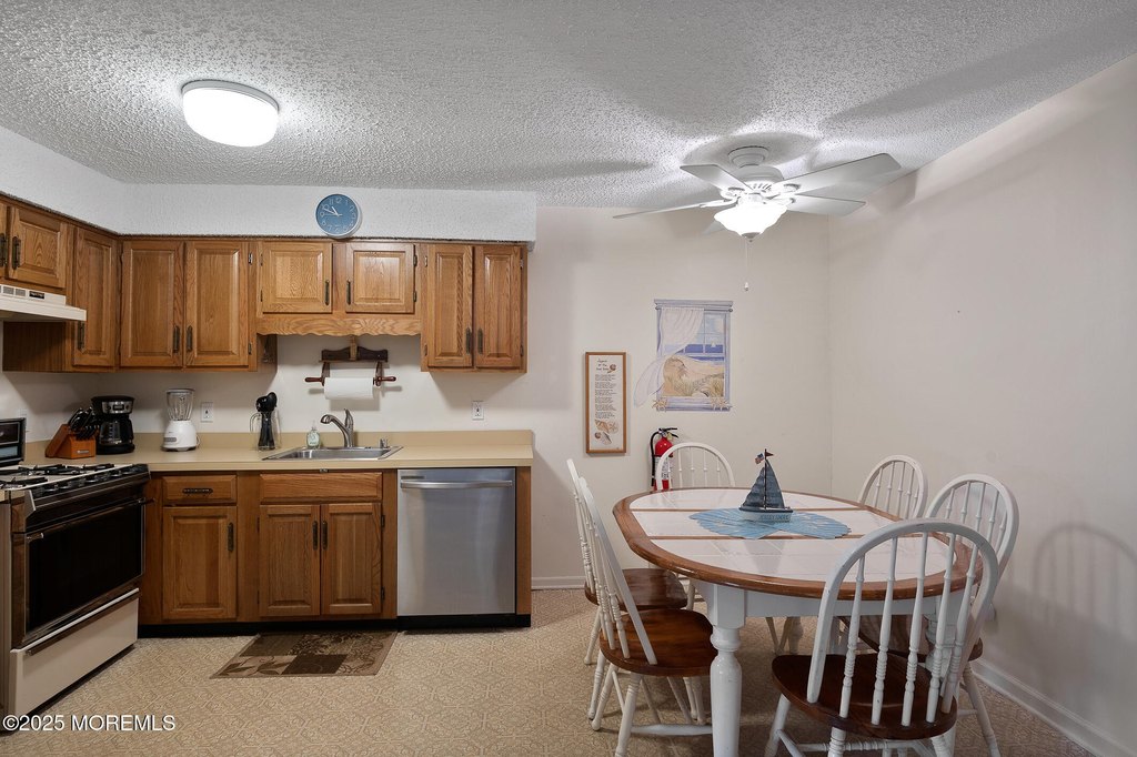 Seaside Park, New Jersey, 08752, United States, 3 Bedrooms Bedrooms, ,2 BathroomsBathrooms,Residential,Forsale,1994018