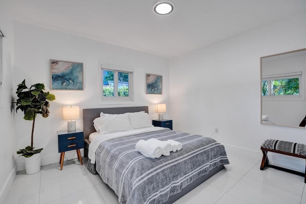 Miami, Florida, 33161, United States, 4 Bedrooms Bedrooms, ,3 BathroomsBathrooms,Residential,Forsale,1994092