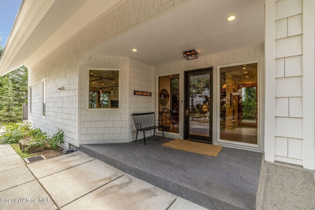 Coeur d'Alene, Idaho, 83814, United States, 4 Bedrooms Bedrooms, ,3 BathroomsBathrooms,Residential,Forsale,1960021