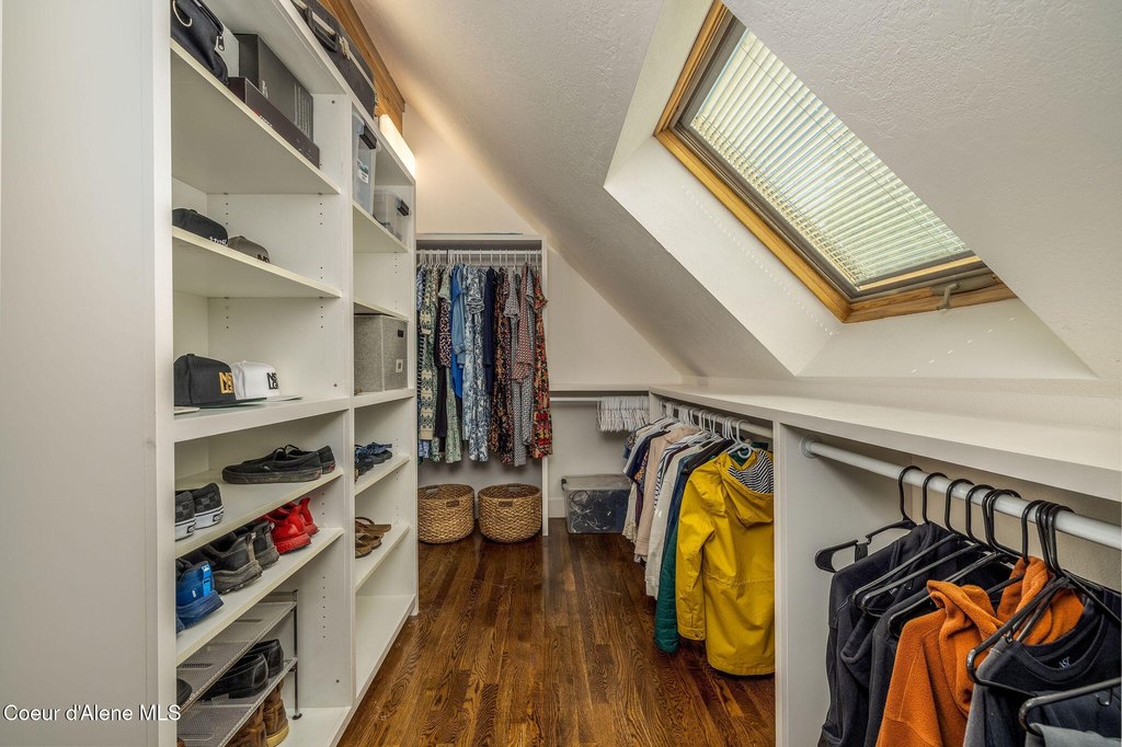 Coeur d'Alene, Idaho, 83814, United States, 4 Bedrooms Bedrooms, ,3 BathroomsBathrooms,Residential,Forsale,1960021