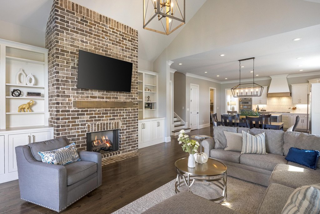 Chattanooga, Tennessee, 37405, United States, 5 Bedrooms Bedrooms, ,5 BathroomsBathrooms,Residential,Forsale,2009546