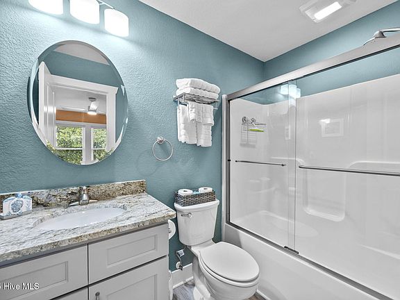 Corolla, North Carolina, 27927, United States, 3 Bedrooms Bedrooms, ,2 BathroomsBathrooms,Residential,Forsale,1993779