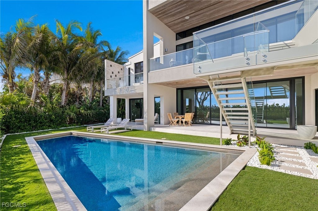 Sanibel, Florida, 33957, United States, 4 Bedrooms Bedrooms, ,4.5 BathroomsBathrooms,Residential,Forsale,1998646