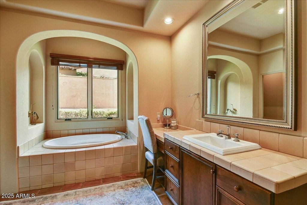 Gold Canyon, Arizona, 85118, United States, 4 Bedrooms Bedrooms, ,5 BathroomsBathrooms,Residential,Forsale,1934070