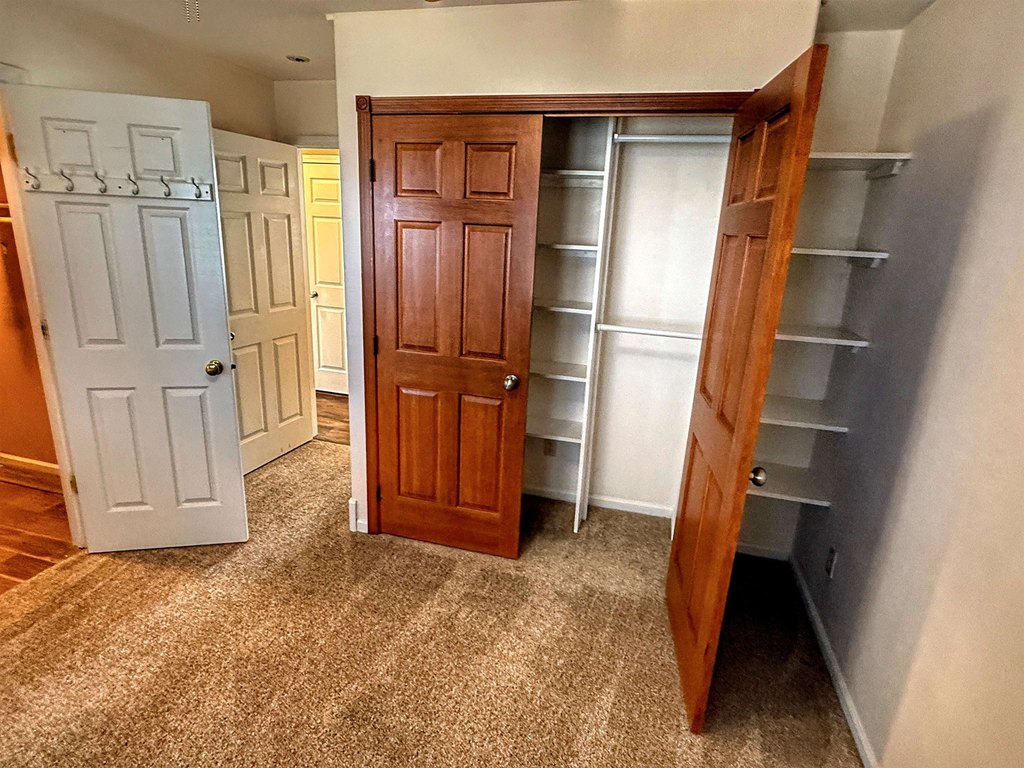 Sundance, Wyoming, 57783, United States, 5 Bedrooms Bedrooms, ,3 BathroomsBathrooms,Residential,Forsale,2004333