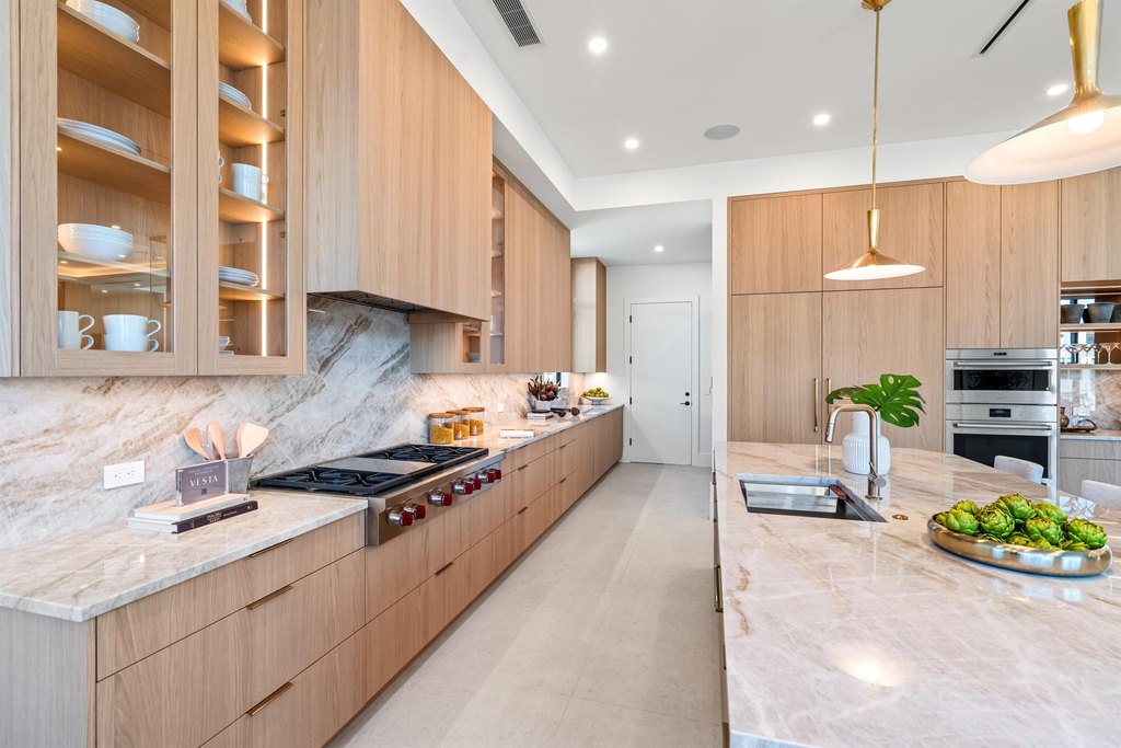 Delray Beach, Florida, 33483, United States, 5 Bedrooms Bedrooms, ,6.5 BathroomsBathrooms,Residential,Forsale,1905163