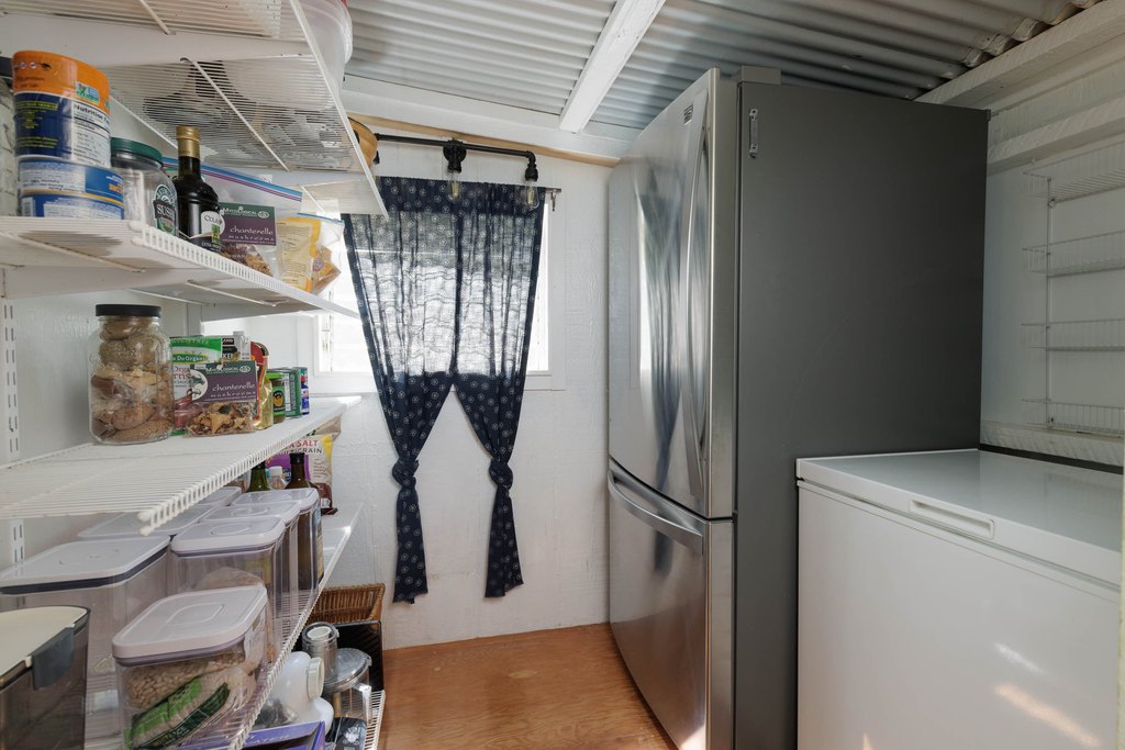 Kapaau, Hawaii, 96755, United States, 2 Bedrooms Bedrooms, ,1 BathroomBathrooms,Residential,Forsale,2004383