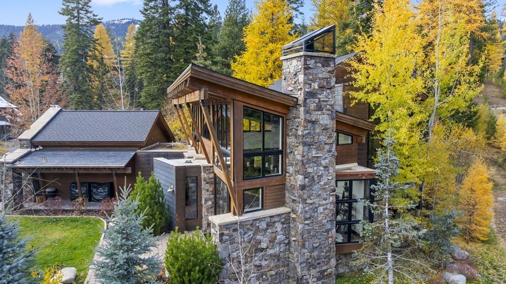 Donnelly, Idaho, 83615, United States, 3 Bedrooms Bedrooms, ,4 BathroomsBathrooms,Residential,Forsale,1996721