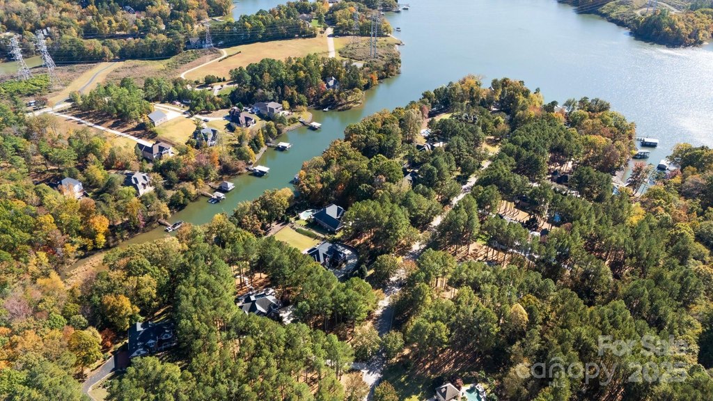 York, South Carolina, 29745, United States, 5 Bedrooms Bedrooms, ,4.5 BathroomsBathrooms,Residential,Forsale,2004558