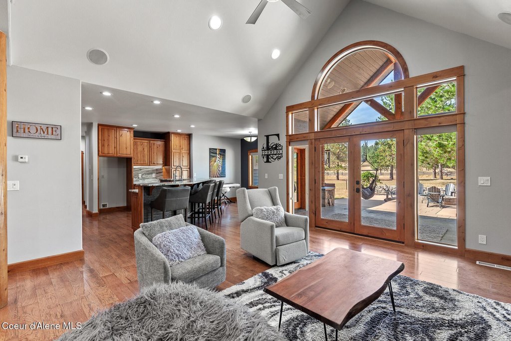 Hayden, Idaho, 83835, United States, 3 Bedrooms Bedrooms, ,3.5 BathroomsBathrooms,Residential,Forsale,1946352