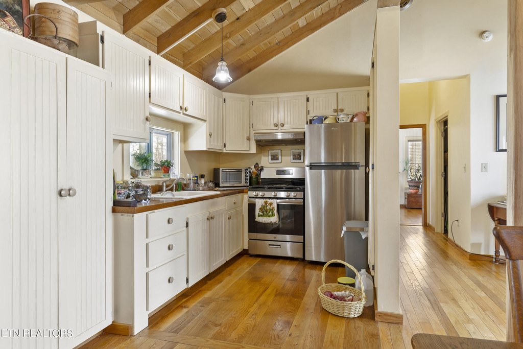 Lancing, Tennessee, 37770, United States, ,Land,Forsale,1999441