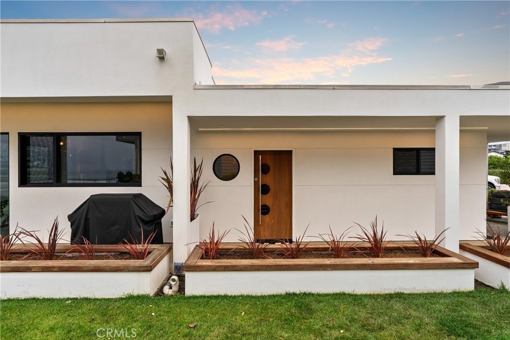 Cayucos, California, 93430, United States, 3 Bedrooms Bedrooms, ,2 BathroomsBathrooms,Residential,Forsale,1997703