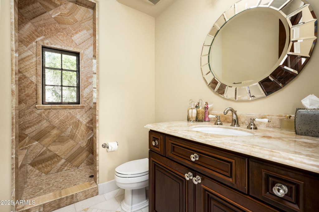 Scottsdale, Arizona, 85255, United States, 5 Bedrooms Bedrooms, ,9.5 BathroomsBathrooms,Residential,Forsale,2000262