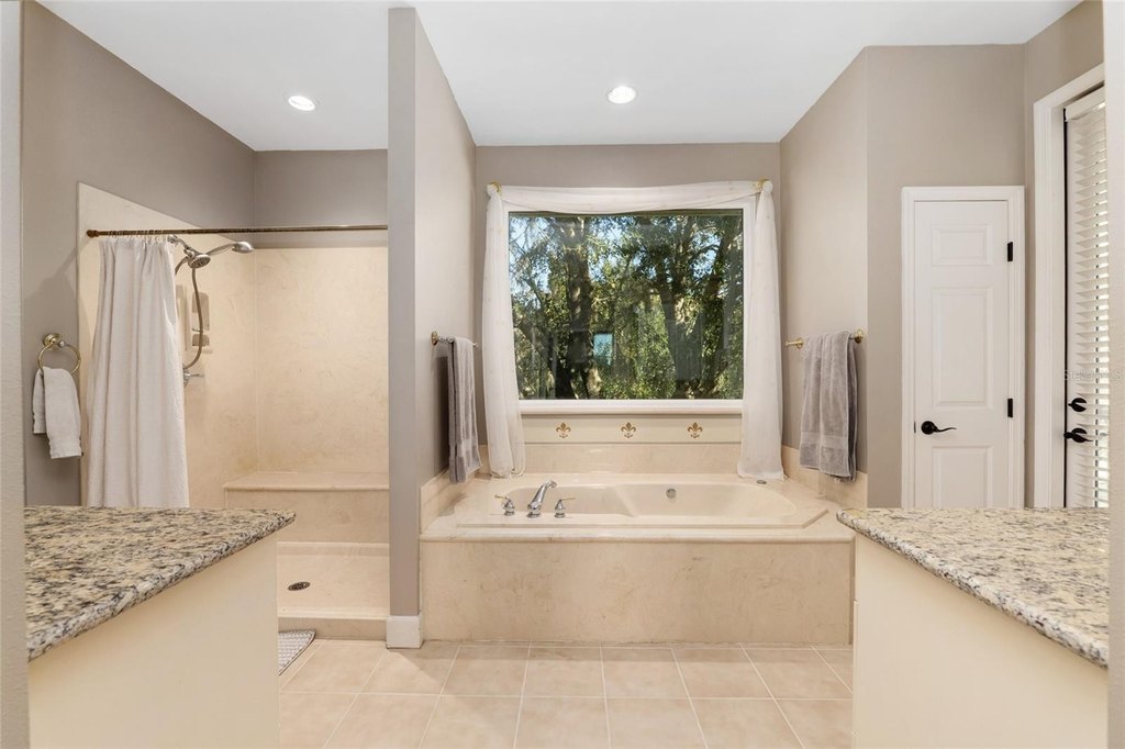 OCALA, Florida, 34476, United States, 4 Bedrooms Bedrooms, ,3 BathroomsBathrooms,Residential,Forsale,2004587