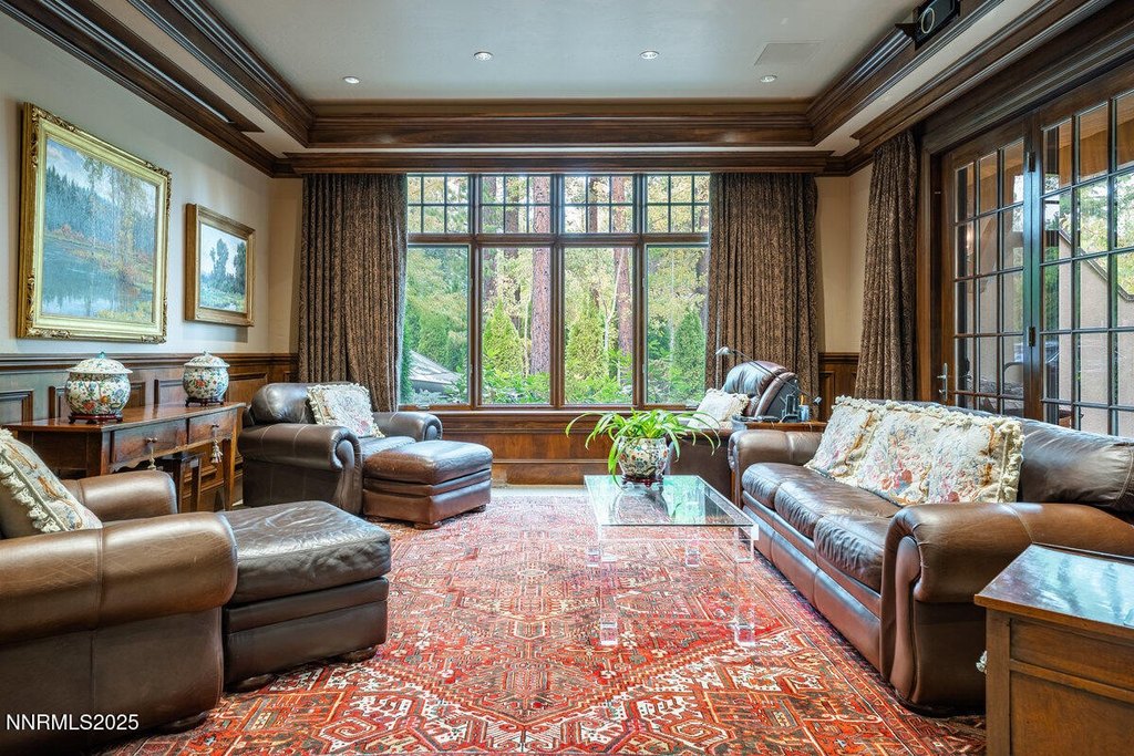 Reno, Nevada, 89511, United States, 6 Bedrooms Bedrooms, ,5.5 BathroomsBathrooms,Residential,Forsale,1929230