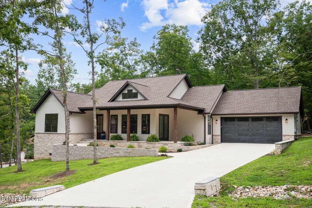 Fairfield Glade, Tennessee, 38558, United States, 3 Bedrooms Bedrooms, ,2.5 BathroomsBathrooms,Residential,Forsale,1952852