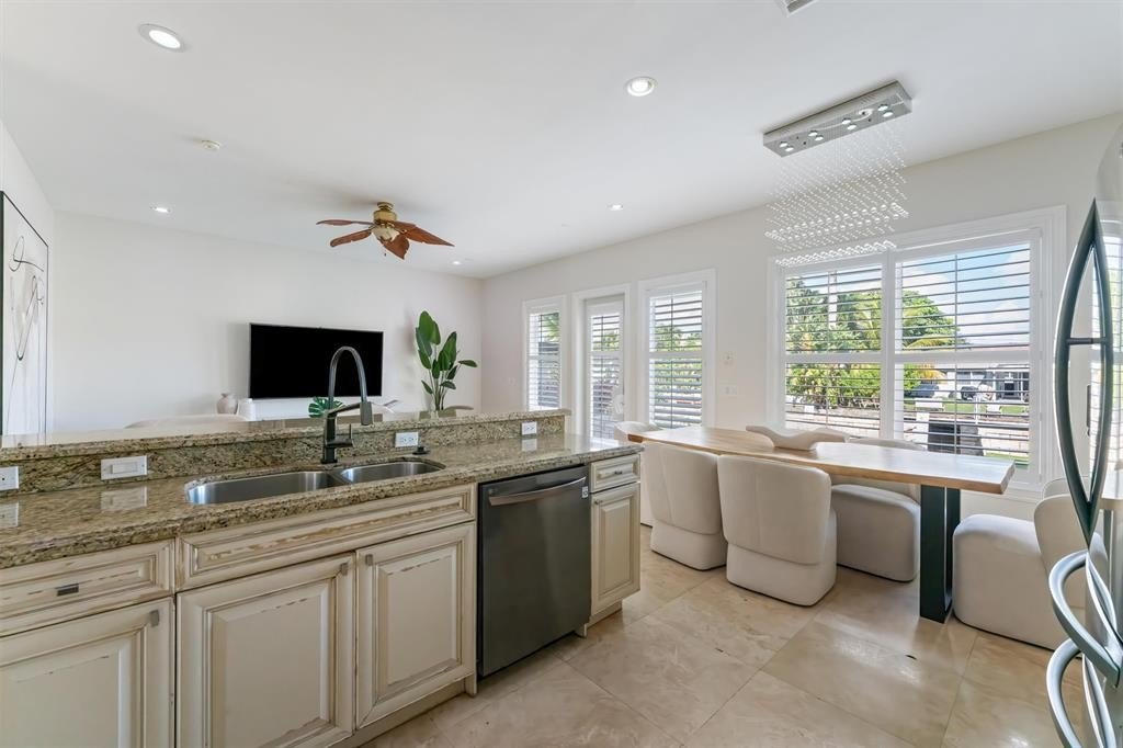 Fort Lauderdale, Florida, 33315, United States, 5 Bedrooms Bedrooms, ,4 BathroomsBathrooms,Residential,Forsale,1994090